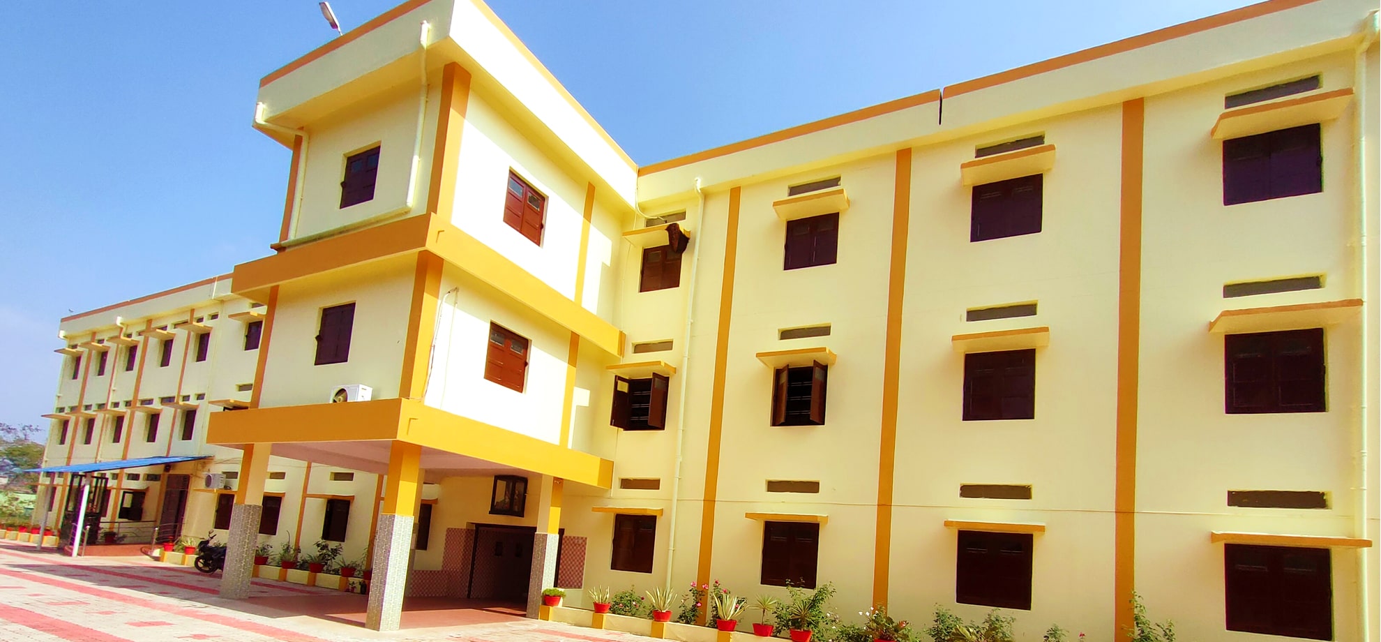home-holy-family-english-medium-school